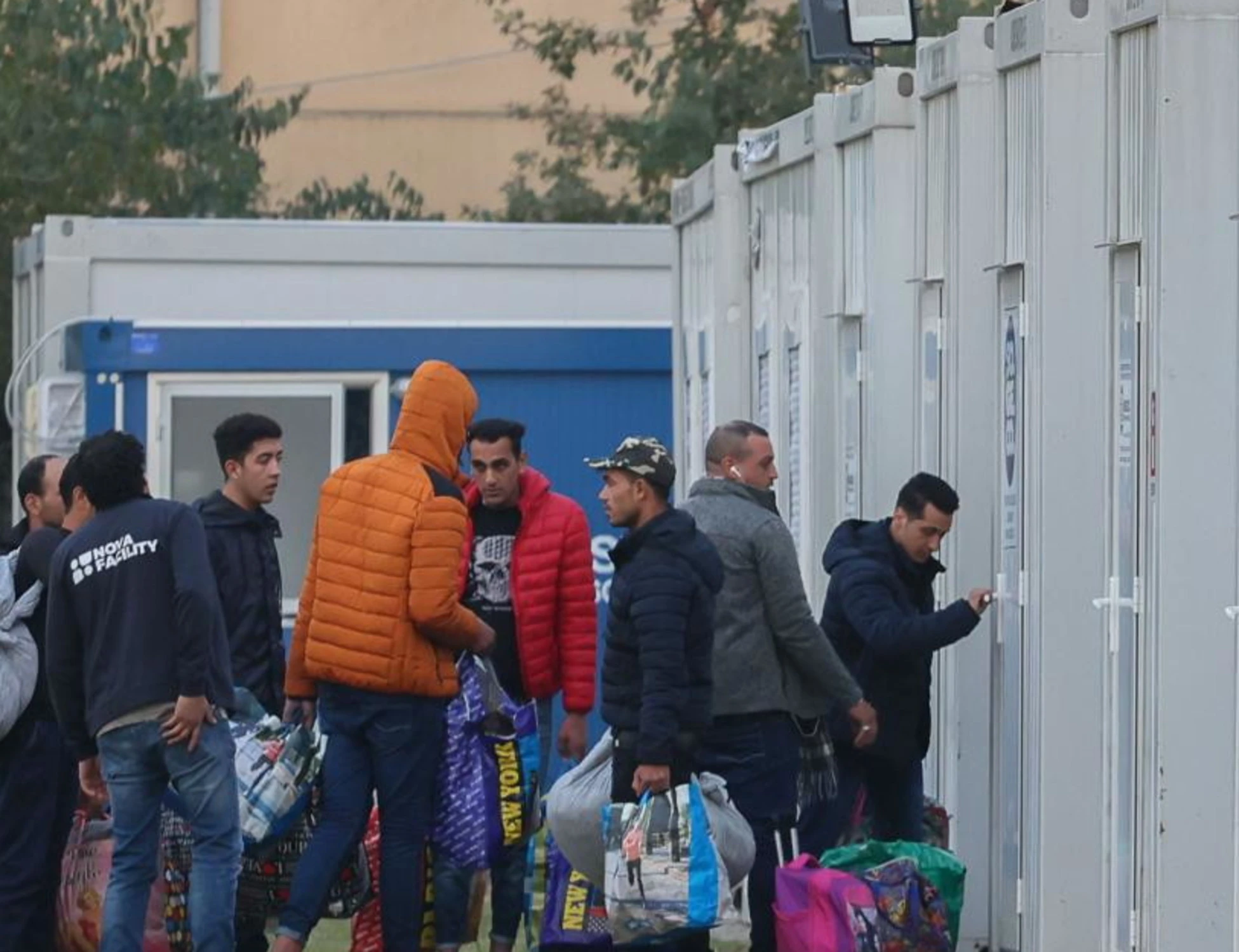 Immigrazione, dopo l'Albania spunta l'hub in Uganda: in Ue trionfa il modello Meloni