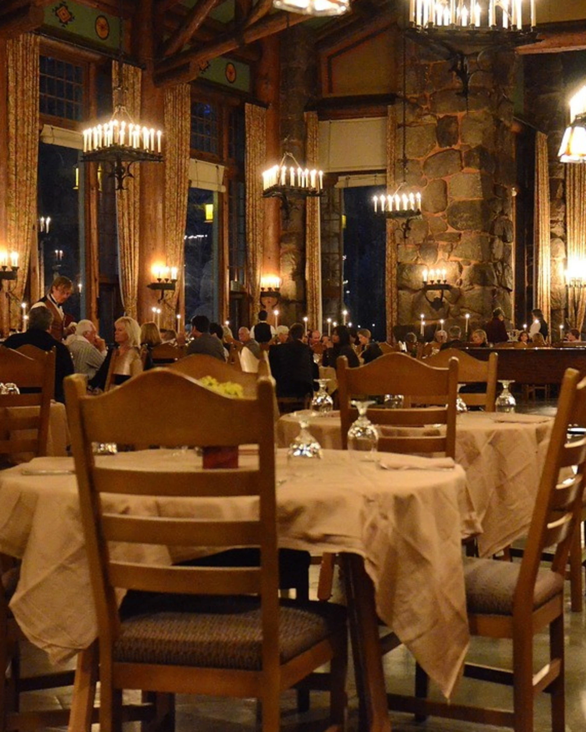 Bogliasco, orgia dopo la cena al ristorante: finisce in disgrazia, trema la Genova bene