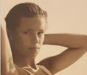 Michelle Hunziker in bikini a 15 anni: "La prima foto da modella in Italia", bellezza folgorante