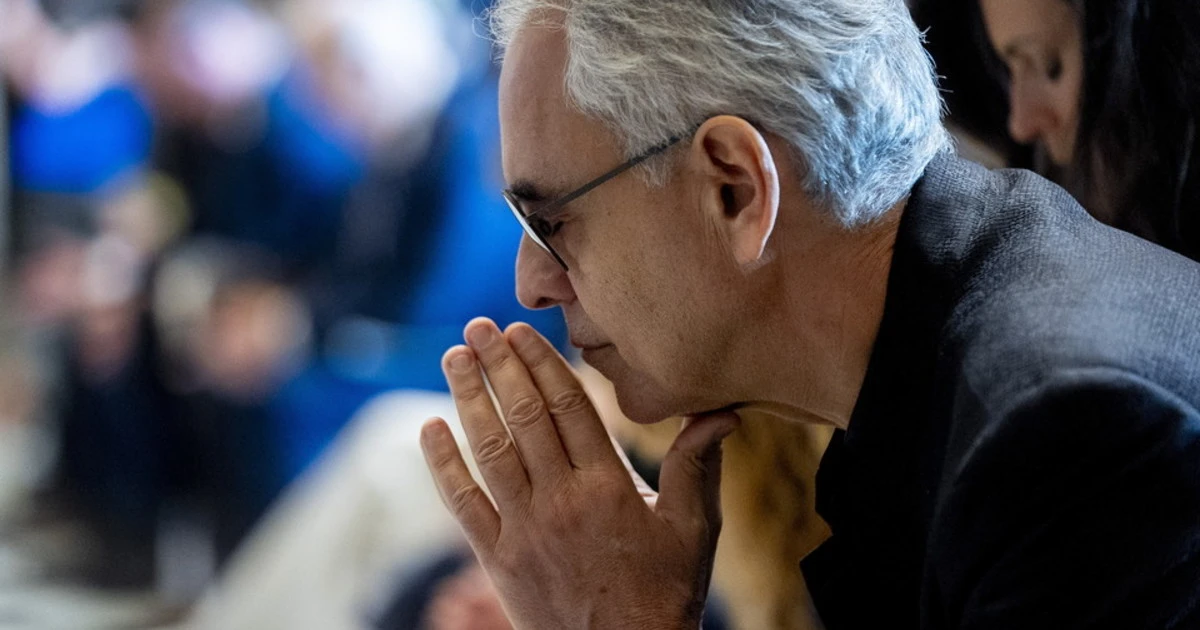 Andrea Bocelli, "uccelli di rovo" a casa sua: una soffiata clamorosa
