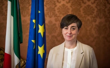 La sinistra ci riprova: "Pipe per crack gratis in Emilia"