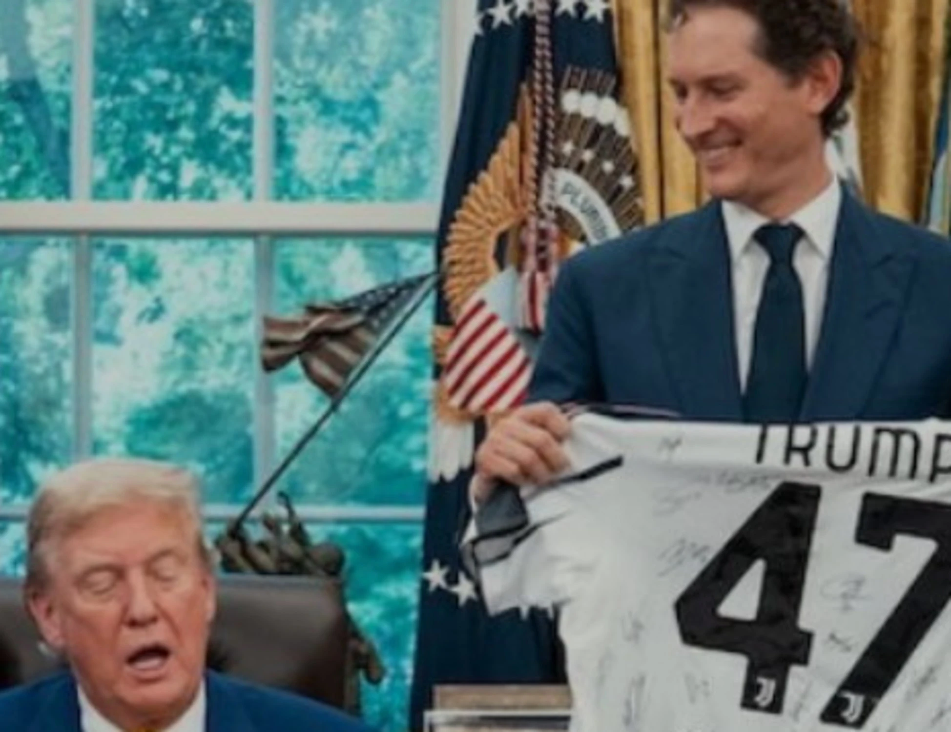 Calenda contro Juve e Elkann da Trump: "Umiliante per l'Italia"