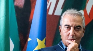 Maurizio Gasparri, frecciata a Pd e 5 Stelle: "Chiederò che il ddl Sicurezza vada subito in Aula"