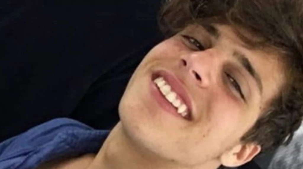 Ciro Grillo, la famiglia della ragazza: "Diffusi frammenti del video, il corpo di nostra figlia come un trofeo"
