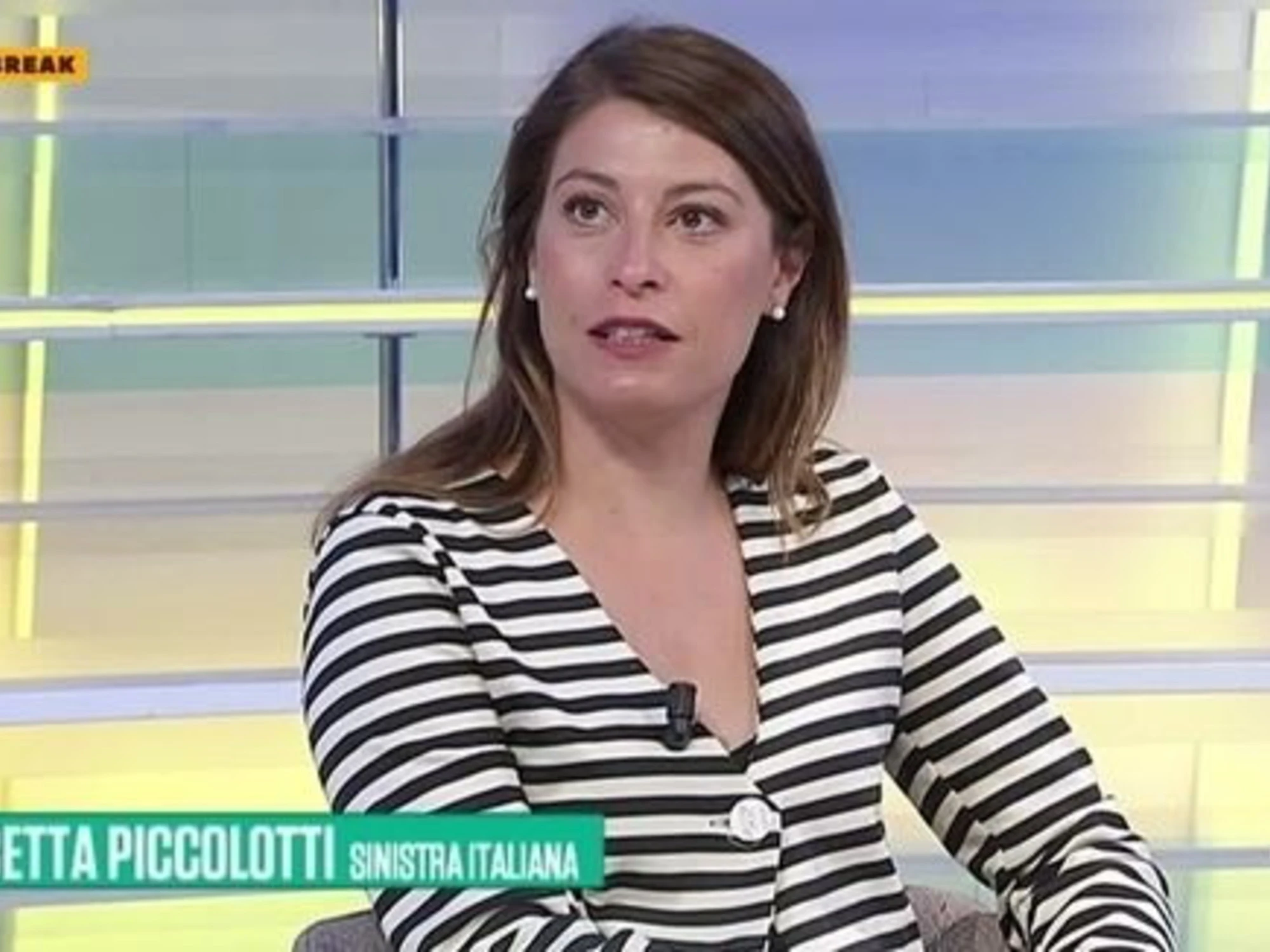 Piccolotti arriva a Bari? E la nave parte per l'Albania: impazzisce