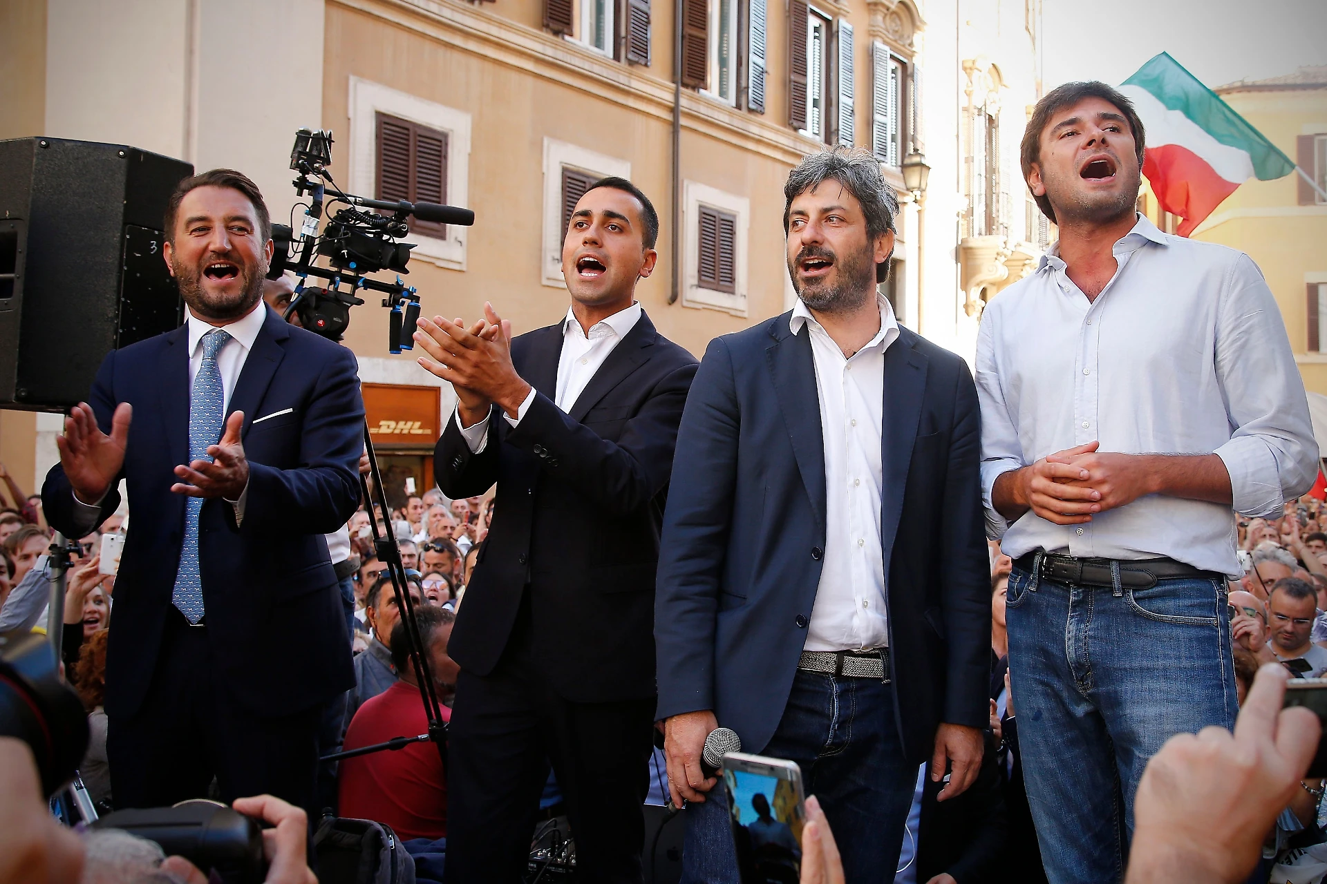 M5s, i grillini troppo ignoranti in economia: costretti ai corsi di recupero