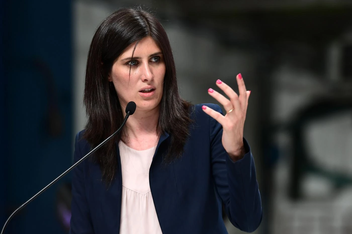 Chiara Appendino ribalta il M5s. Dimissioni? L'opposto: chi ha fatto fuori il sindaco di Torino
