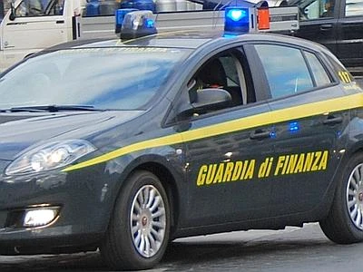 Blitz della GdF a Roma, sequestrati 47 appartamenti a un 80enne evasore totale
