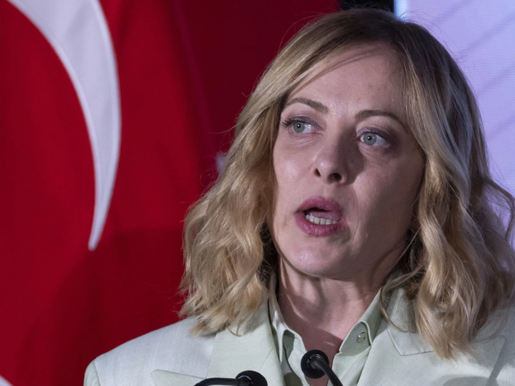 Meloni-Erdogan, trionfo nella lotta ai trafficanti: "Azzeramento delle partenze"
