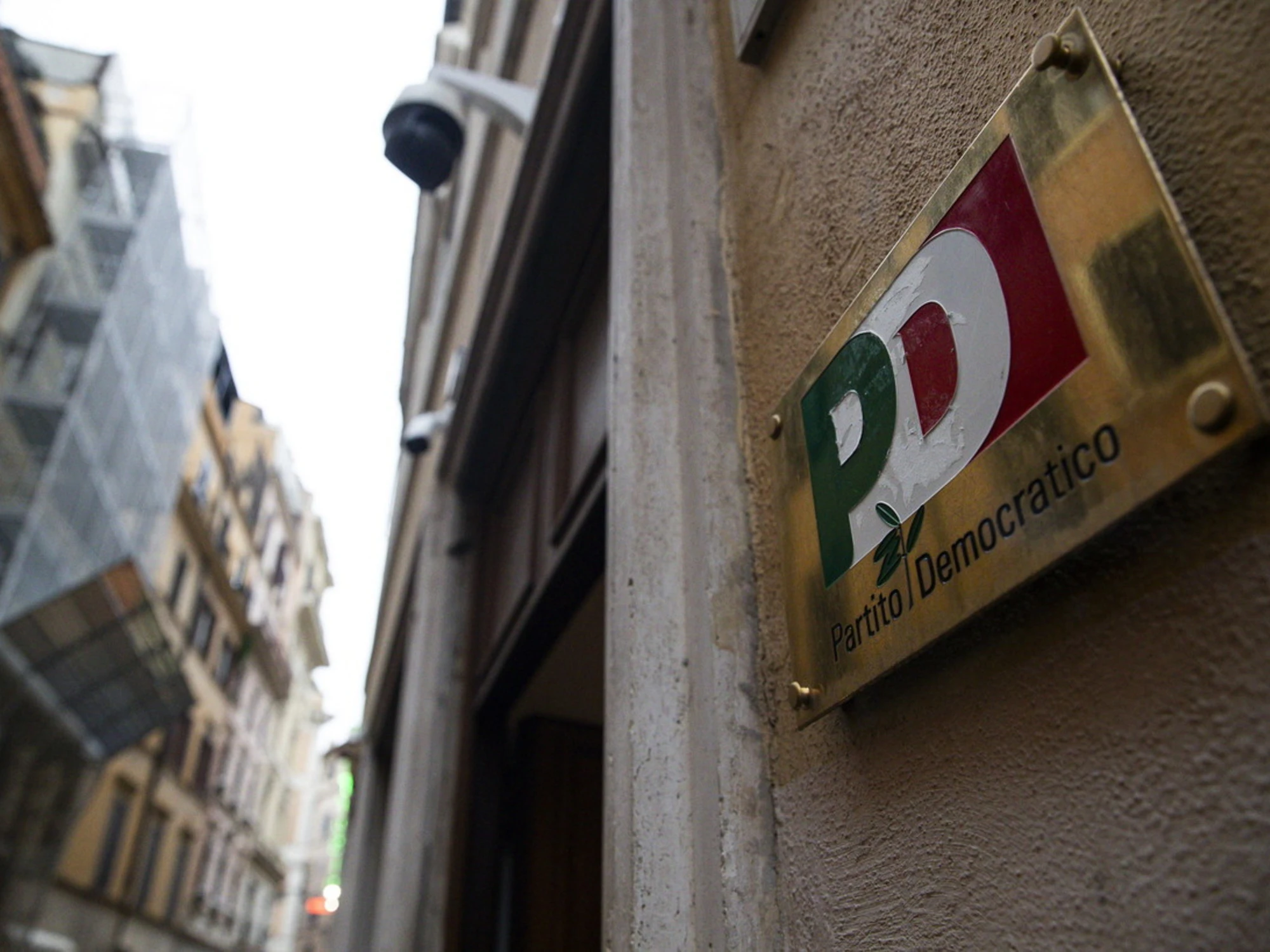 Il sondaggio che manda nel panico il Pd: cosa sta succedendo