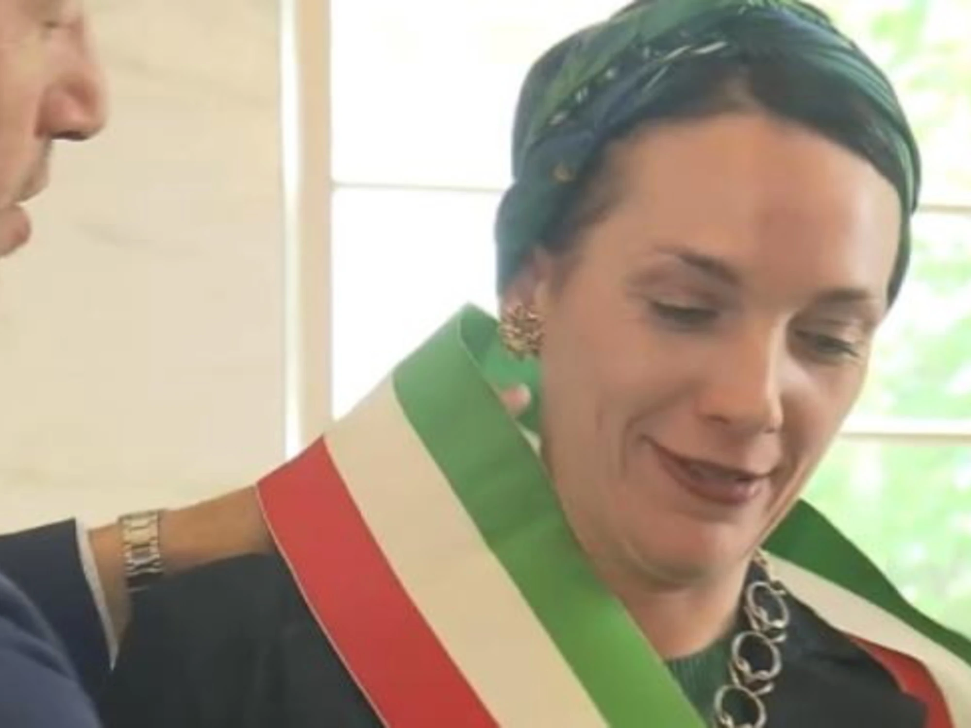 Katharina Zeller, il video che la sbugiarda