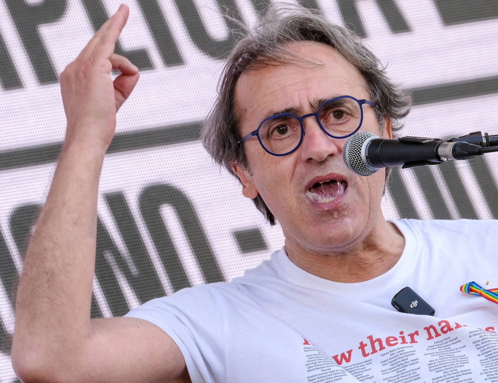 Referendum, figuraccia di Angelo Bonelli: "Un abuso", travolto dalle smentite