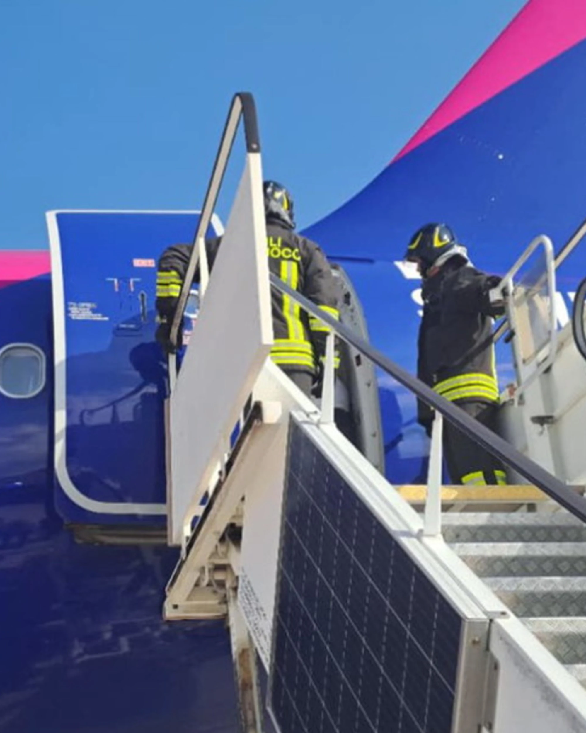 Sharm-Roma, atterraggio di sicurezza a Napoli: chi c'era a bordo
