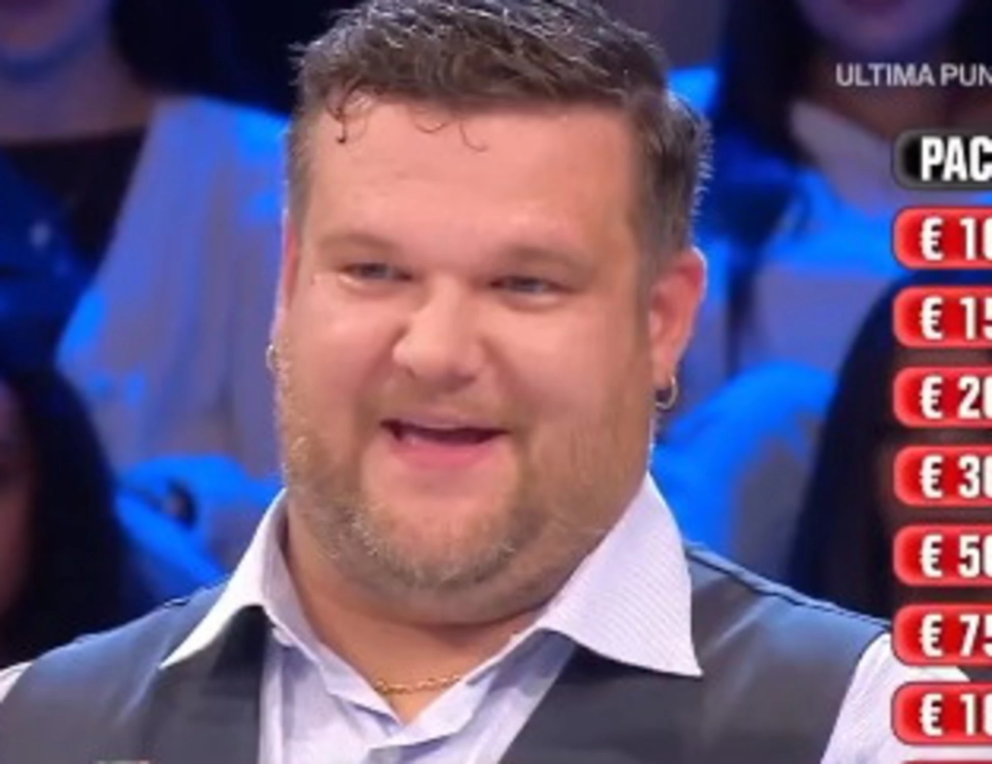 Affari Tuoi, partita disastrosa di Sebastiano? Parte l'insulto: "Ma sei scem***"