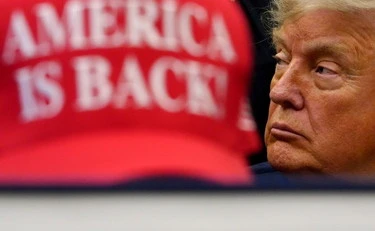 Donald Trump, la prima volta in 17 anni: è spacciato? Il sondaggio-choc