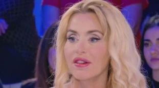 Valeria Marini, ma quale showgirl? "Cosa mi hanno proposto", una novità assoluta