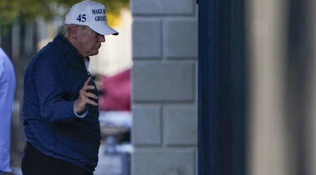 Donald Trump ammette la sconfitta in Arizona: "Il risultato non può essere cambiato", i legali ritirano la causa