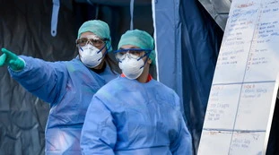 Coronavirus, il bollettino del 15 novembre: sfondata quota 45mila morti, oggi altri 546. Le cifre