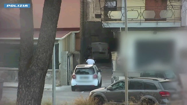 Smantellata a Palermo una banda specializzata in furti d'auto, 9 arresti