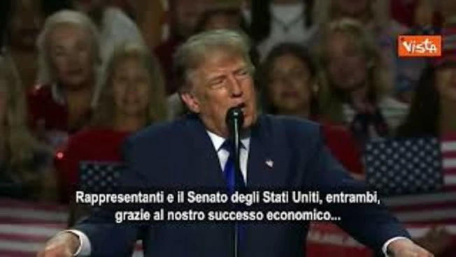 Trump: "Se vinciamo alle elezioni di midterm 5mila dollari a tutti gli americani"