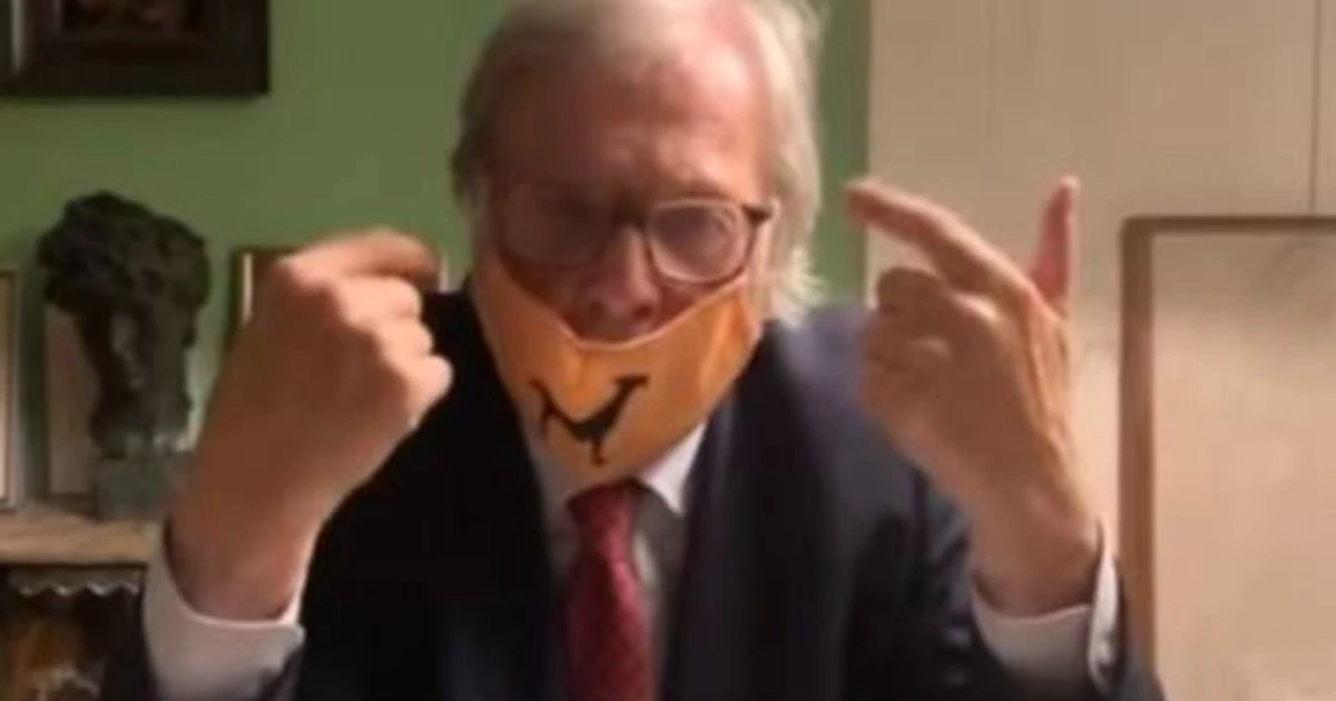 Vittorio Sgarbi e il coronavirus, la sentenza: Un cog***, punto". Il "talebano" che lo manda in bestia