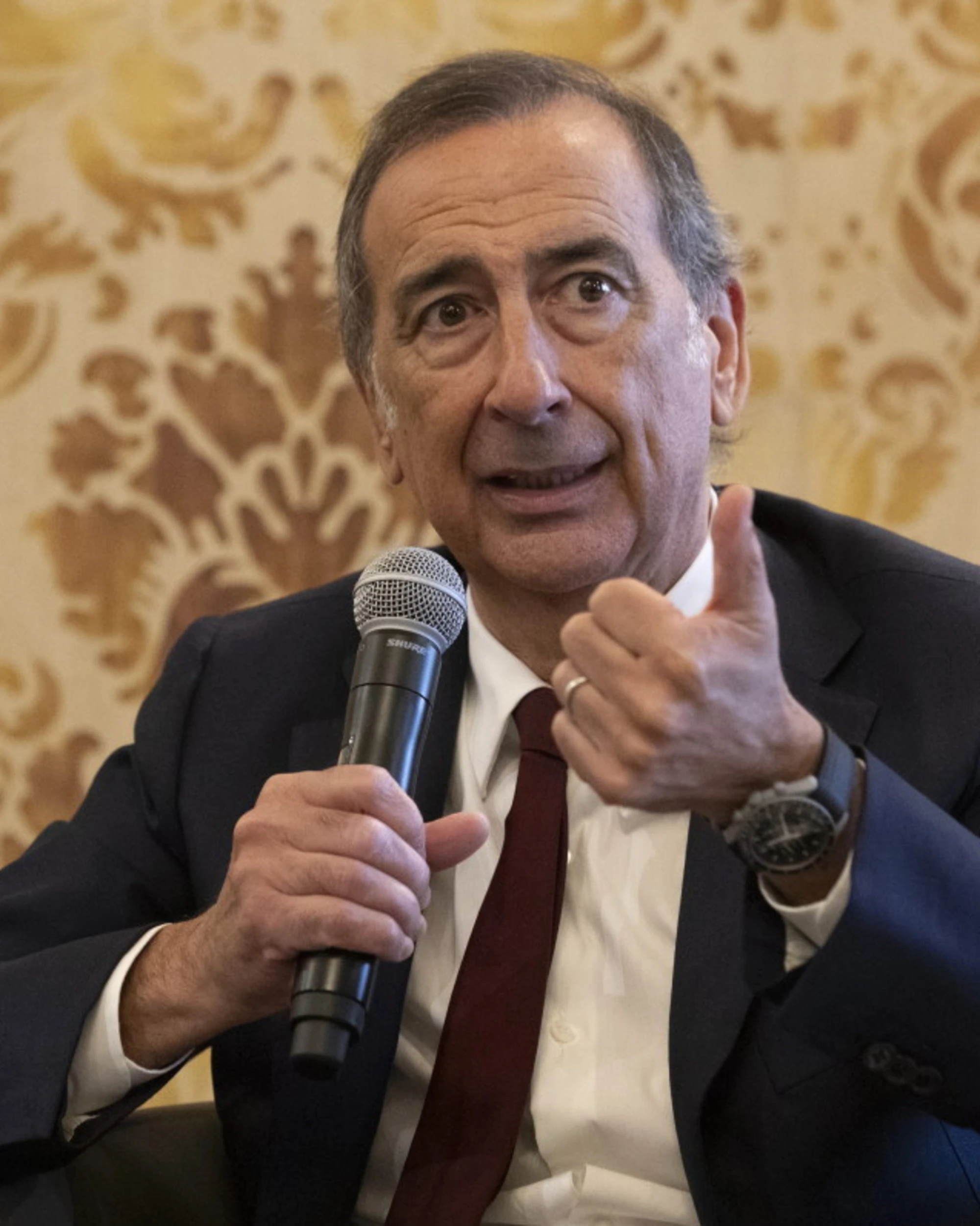 Beppe Sala indagato, FdI: "Ora le risposte". Lega: "Sempre più al capolinea"