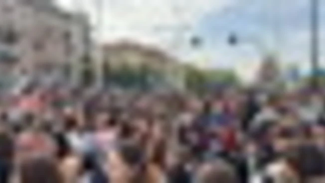 https://media.liberoquotidiano.it/iVAia4R-bPVSYo3XMv4f5DjGG-OVeUafl4HpKz2veow/width:800/quality:90/aW1hZ2VzLzIwMjUvMTAvMDMvMTIzNzUwMjEzLWU1MTEwMmQ2LTQ1ODQtNDZhYy05OGQxLTYyZDg5MWVjNDE2OS5qcGc.webp