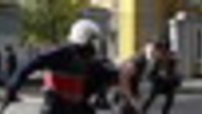 Scontri tra polizia e manifestanti in Albania per il terzo giorno