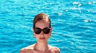 Chiara Ferragni, "fuori tutto a Saint-Tropez". Lo fa davvero: topless, la foto esagerata