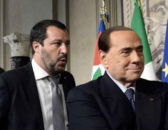 Silvio Berlusconi rompe con Giovanni Toti, via alla fusione Forza Italia-Lega