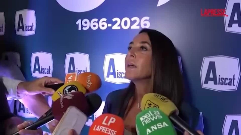 Legge elettorale, "il tacchino a Natale...": Ronzulli, clamoroso pizzino a Fratelli d'Italia