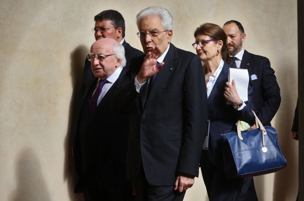 Sergio Mattarella, i dubbi del Quirinale sul contratto di governo tra Luigi Di Maio e Matteo Salvini: cosa manca