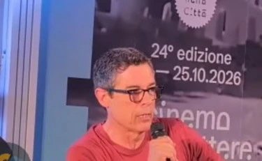 Alessandro Gassmann, il video sugli scontri in piazza scatena la bufera