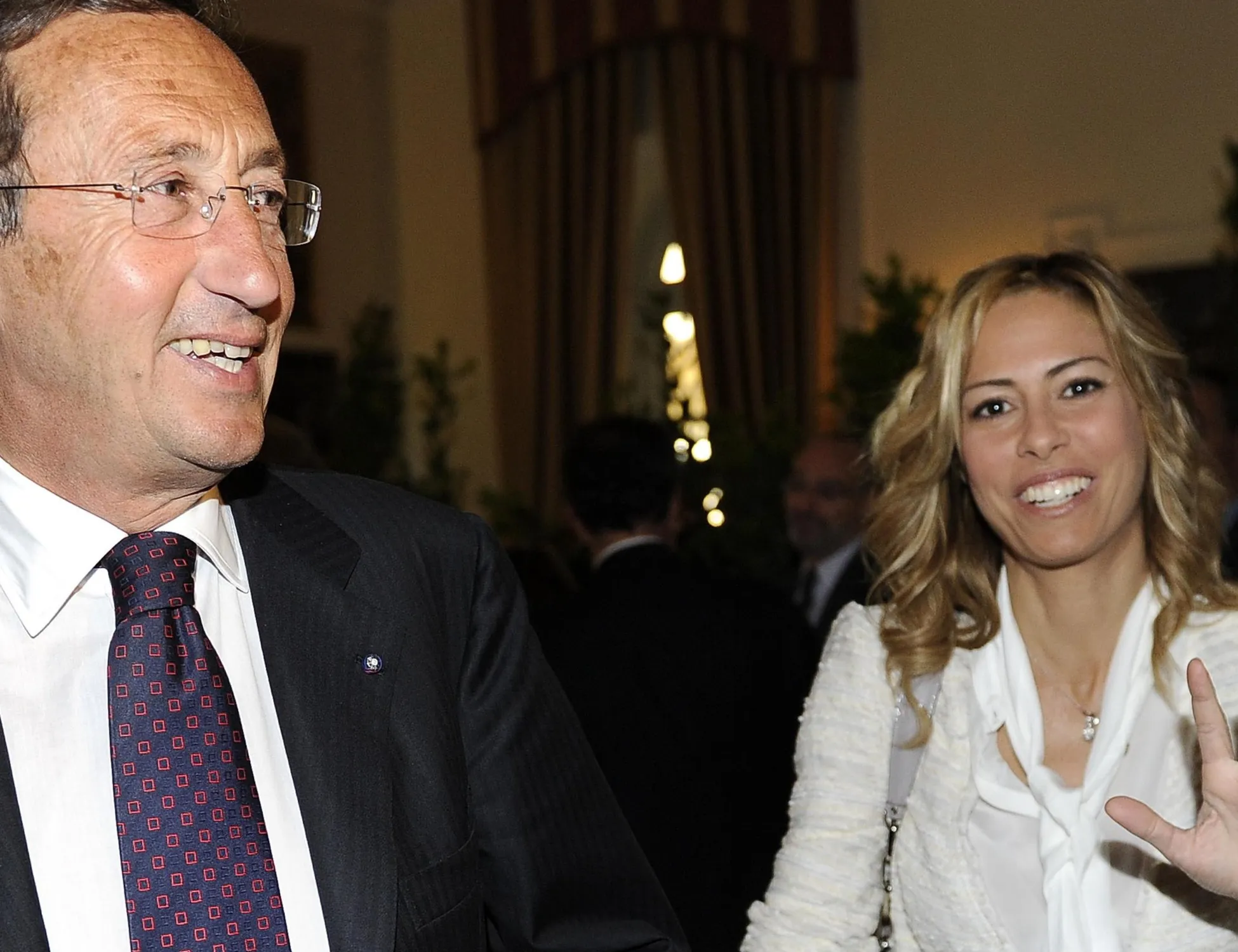 Leggi l'articolo: Fini-Tulliani, prescrizione per la casa di Montecarlo