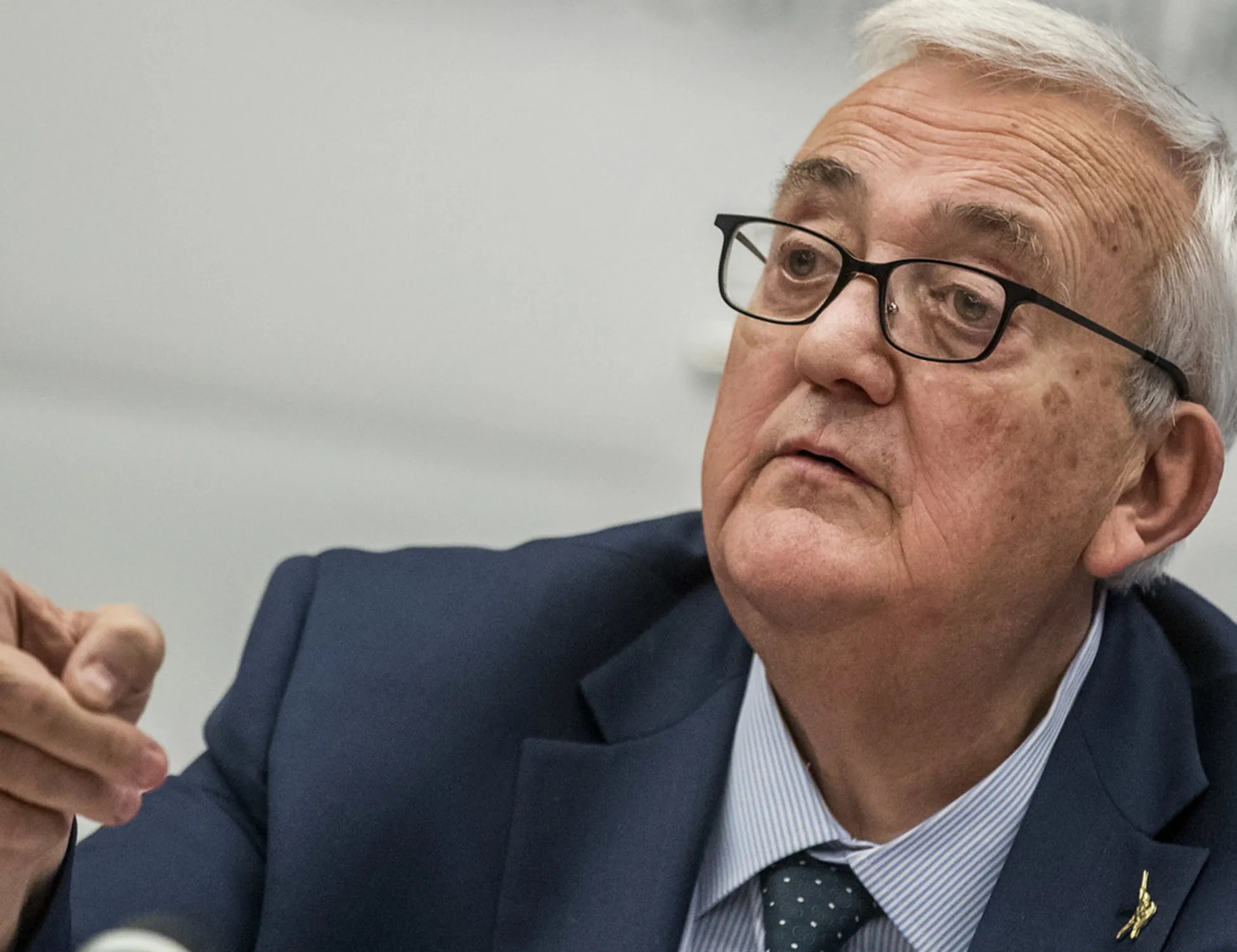 Leggi l'articolo: "Mi spiace, Cairo dovrà pagare": Mario Borghezio querela La7