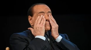 Silvio Berlusconi, Alberto Zangrillo confessa: "Non è stato facile convincerlo sul ricovero, il suo umore non è dei migliori"