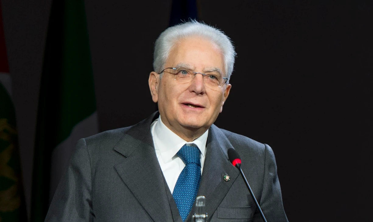 Sergio Mattarella ha deciso: al voto tra il 4 e il 18 marzo. Silvio Berlusconi tagliato fuori dai giochi?