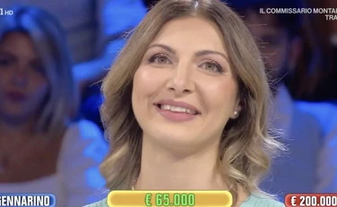https://media.liberoquotidiano.it/iaFwFut1OuT1Y_BenEJdZKCf2WkQ-xtYz3oaCSYqMF4/width:800/quality:90/aW1hZ2VzLzIwMjUvMTAvMDgvMDQyNTE2NDU5LWVmYWYzN2MyLTQ2NDgtNDlhYS05OWZjLTBiM2E1OGYyNzAzNC5qcGc.webp