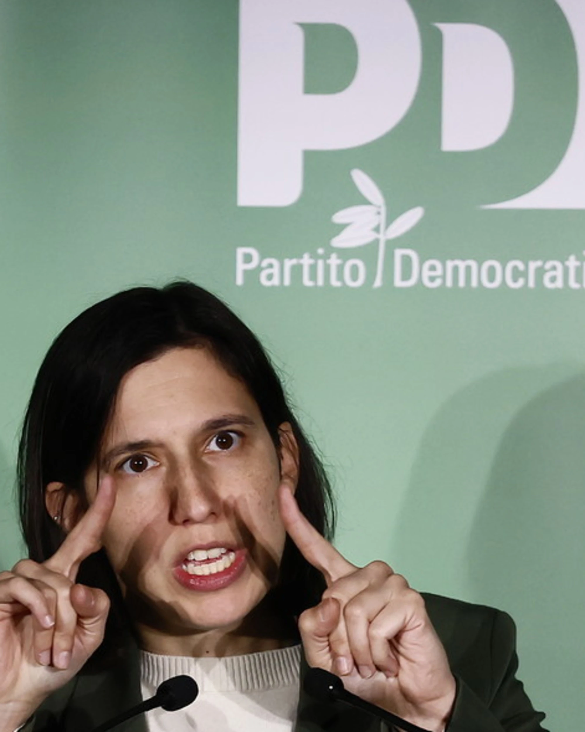 Sondaggio-Supermedia, disastro-Pd: mai così male dalle Europee, le cifre