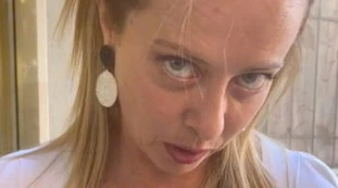 Giorgia Meloni, Gad Lerner rosica: "Ecco la prima foto. Per voi..."