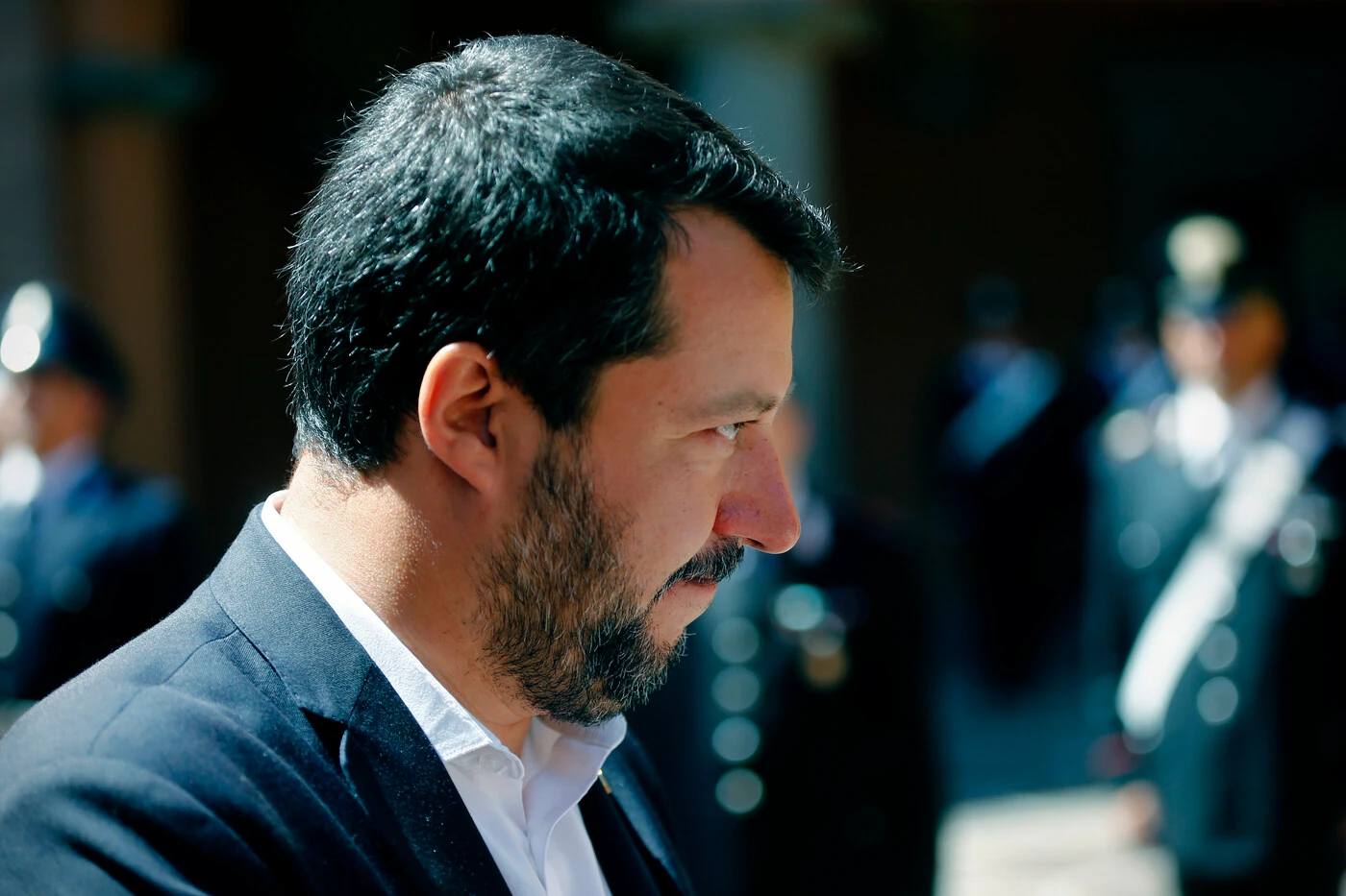 Matteo Salvini, crisi di governo posticipata: le ragioni della scelta, come farà fuori il M5s