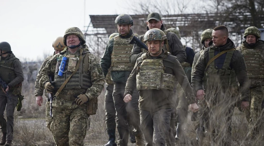 Russia-Ucraina, il leader filorusso di Donetsk annuncia la "mobilitazione": "Mi appello a chi sa tenere un'arma"