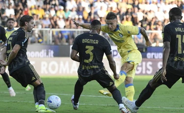 Serie A, alla Juve serve Bremer per piegare il Frosinone: 1 a 0 per i bianconeri