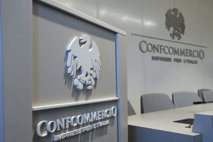 CONFCOMMERCIO "FUTURO DI STAGNAZIONE PIÙ CHE DI RECESSIONE"
