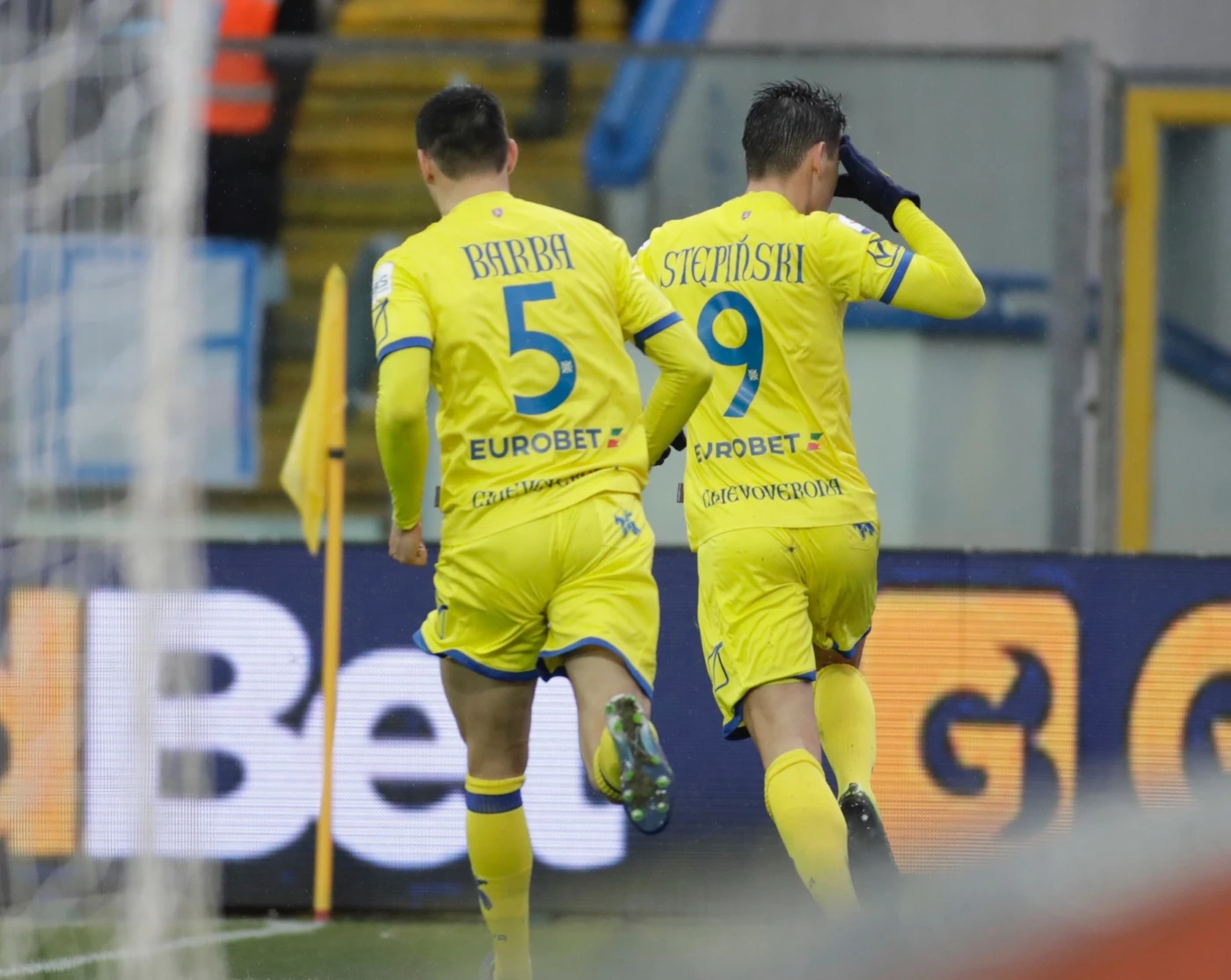 L'Empoli vede le streghe poi si salva: solo 2-2 in casa contro il Chievo ultimissimo