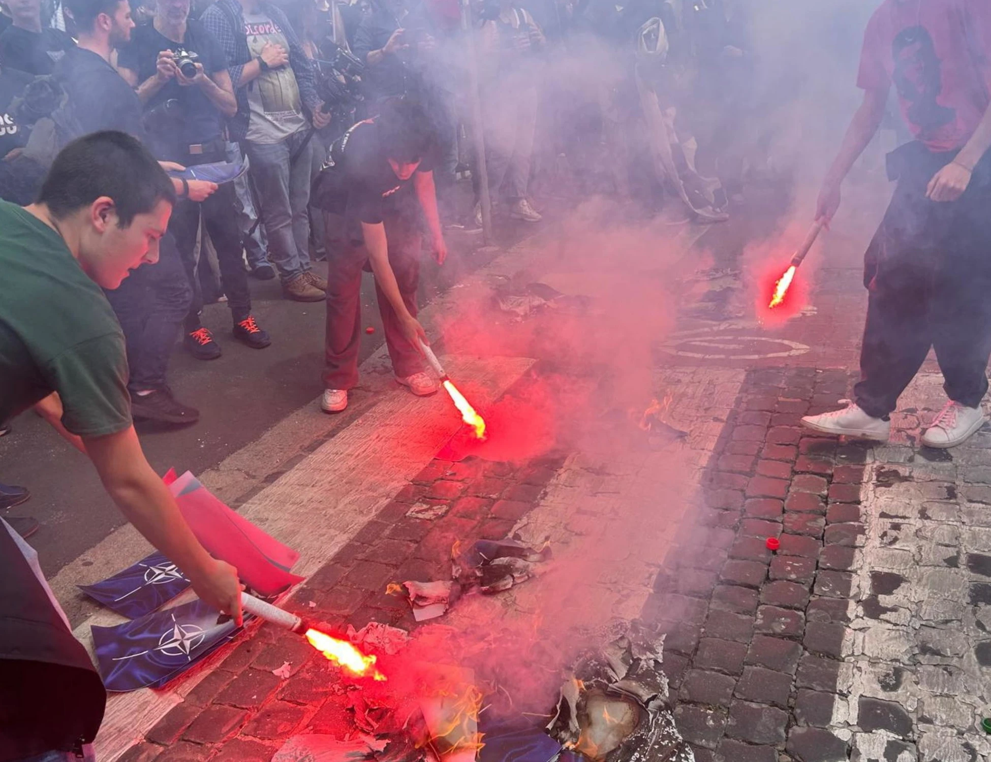 Sfregio a Verbania: per cosa scendono in piazza i compagni