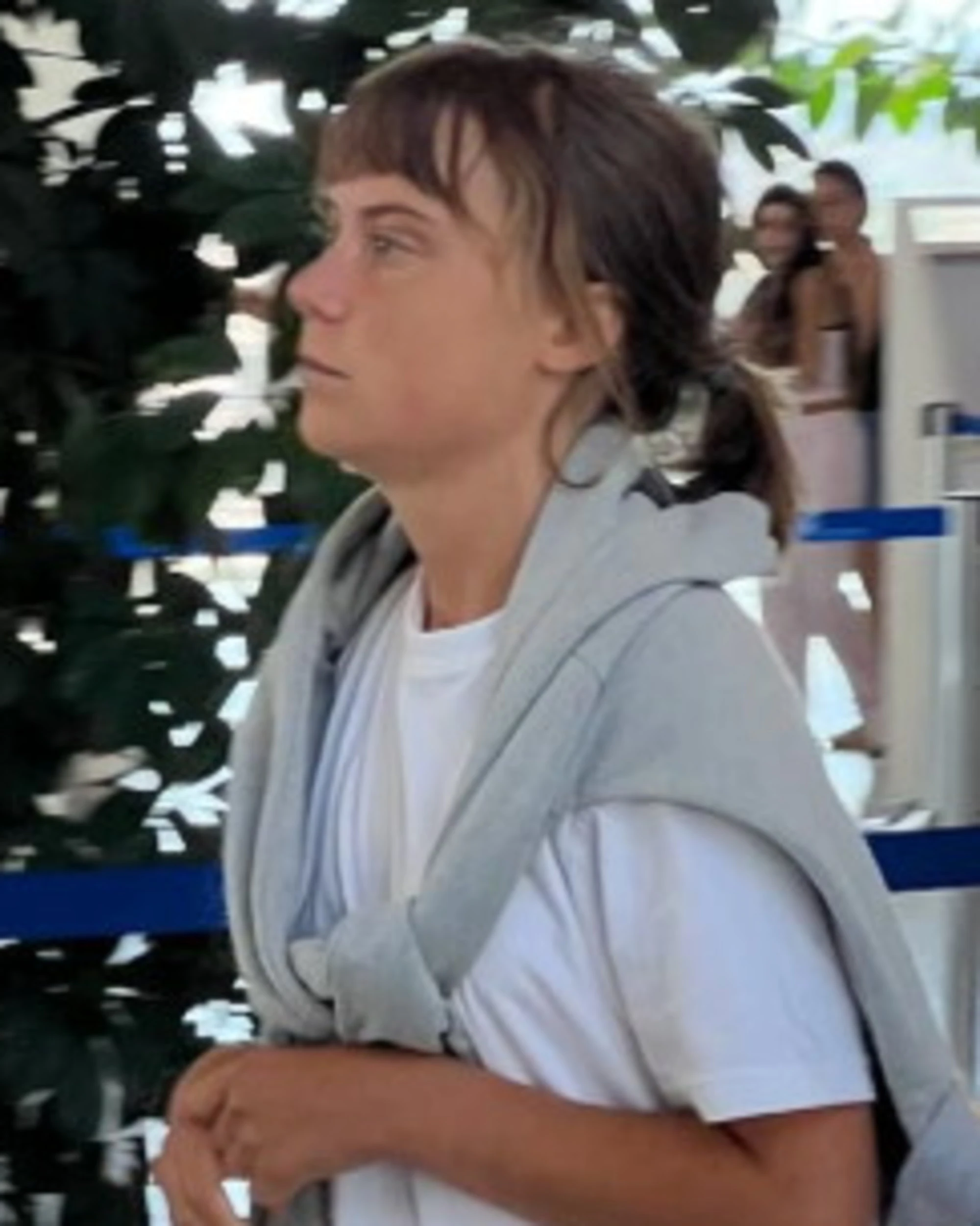 Flotilla, Greta Thunberg dopo il rilascio: tuta da prigioniera e volto tiratissimo