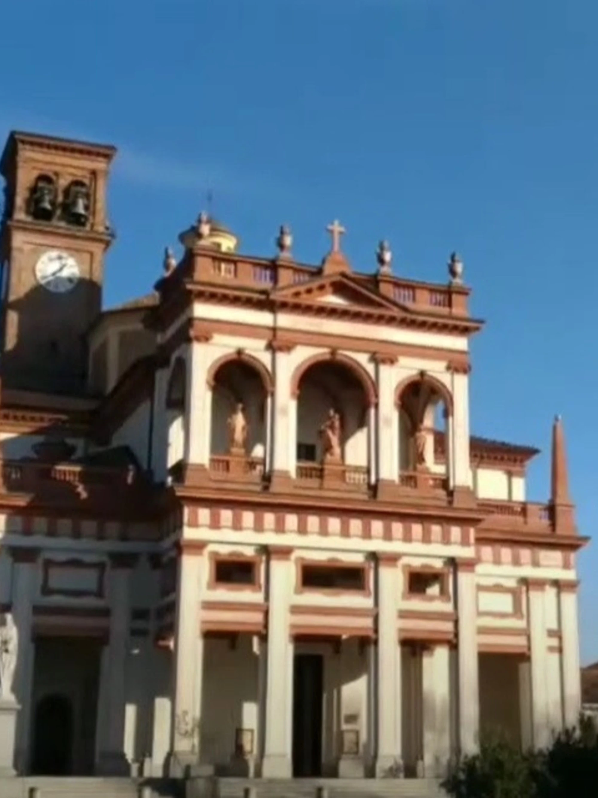 Garlasco, choc al santuario: "Minacciato insieme a mia moglie"