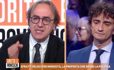 Bonelli perde il controllo con Bignami: "Strappati i capelli che hai in testa"