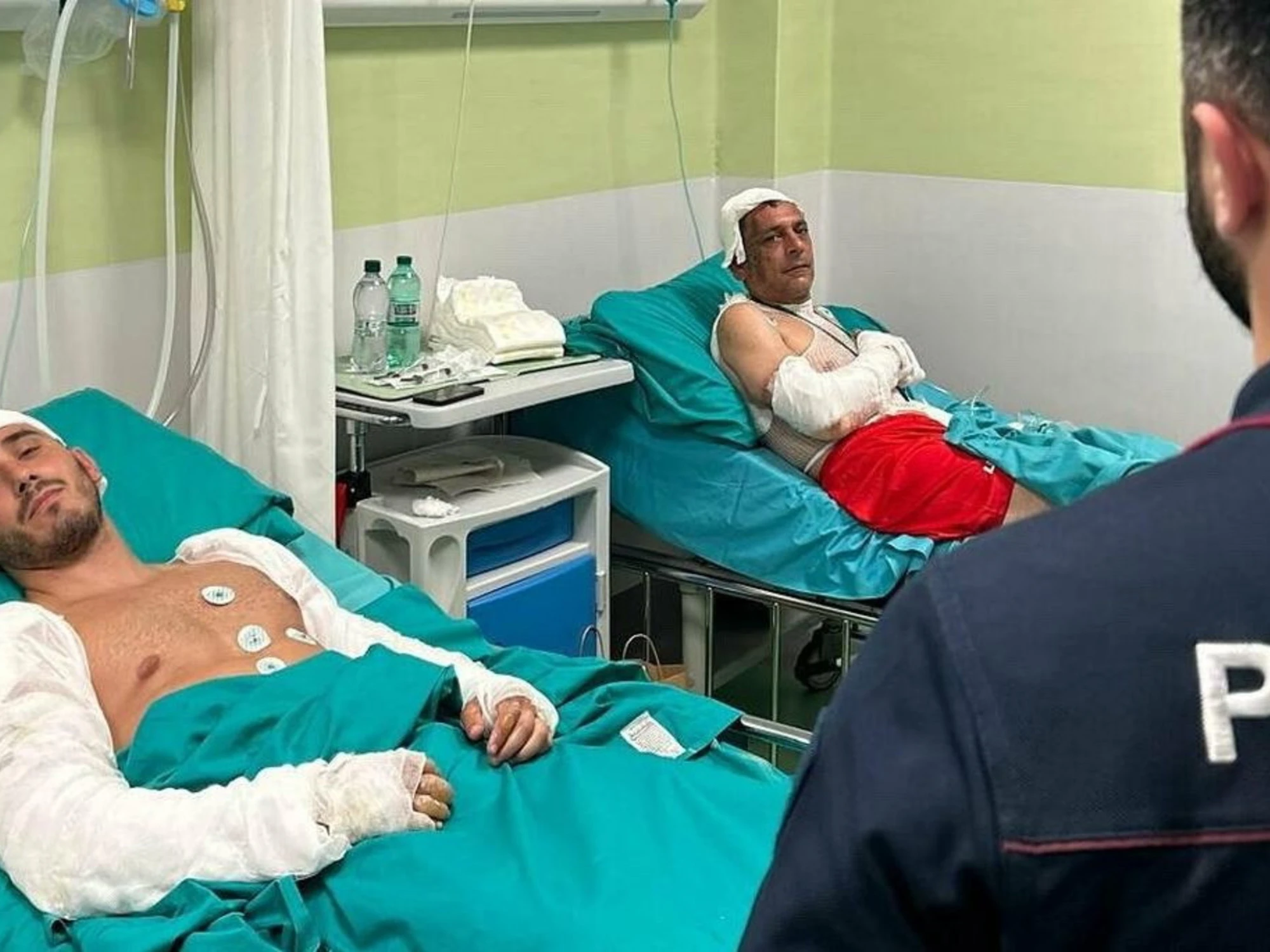 &quot;Lo rifaremmo&quot; i due poliziotti eroi orgoglio d'Italia